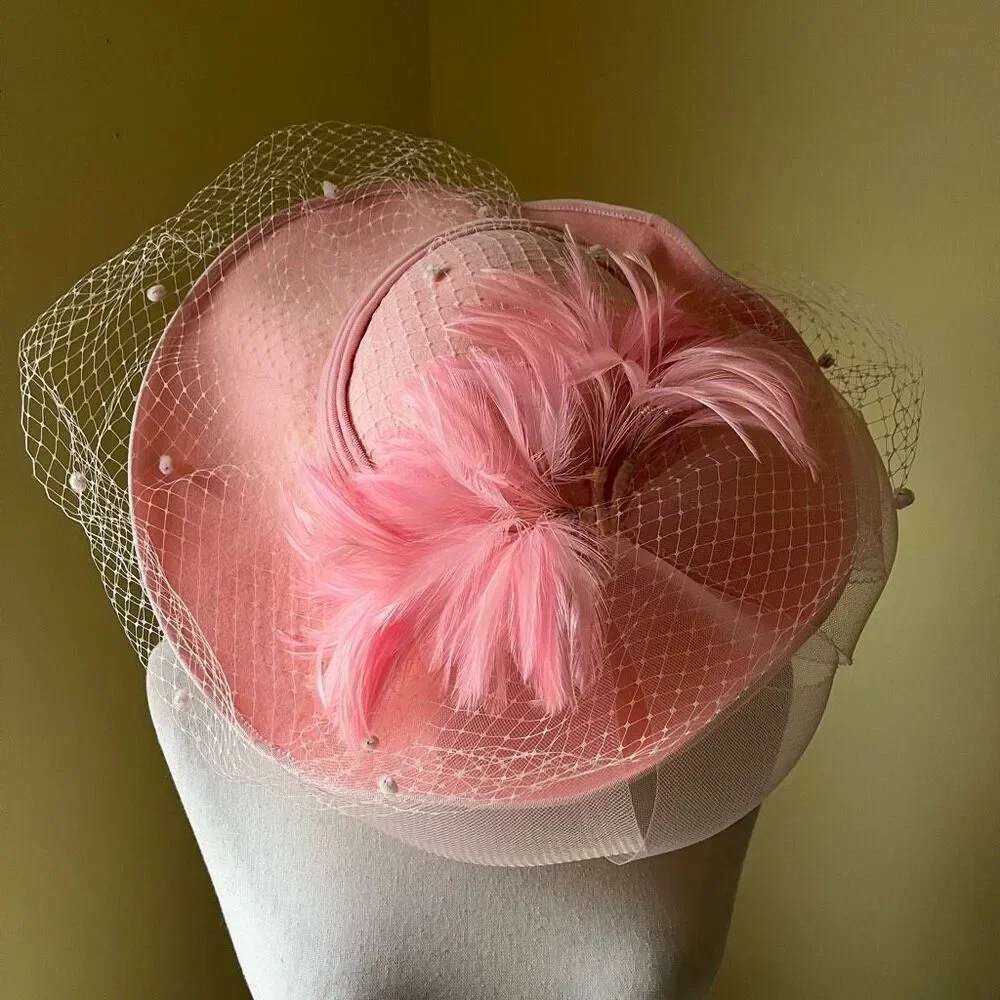 Vintage Pink Feathered Veiled Pillbox Hat - Picture 1 of 10